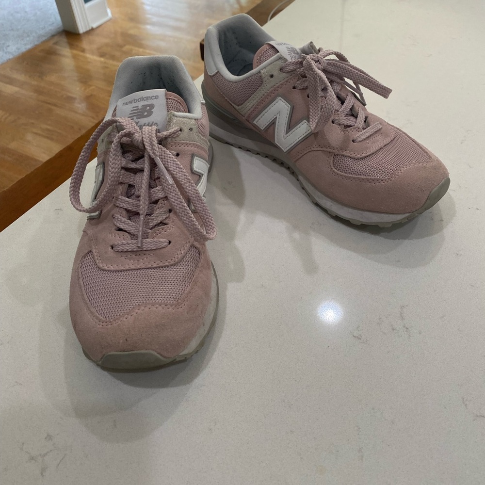 Classic New balance 574 sneakers:pink rose: 7.5